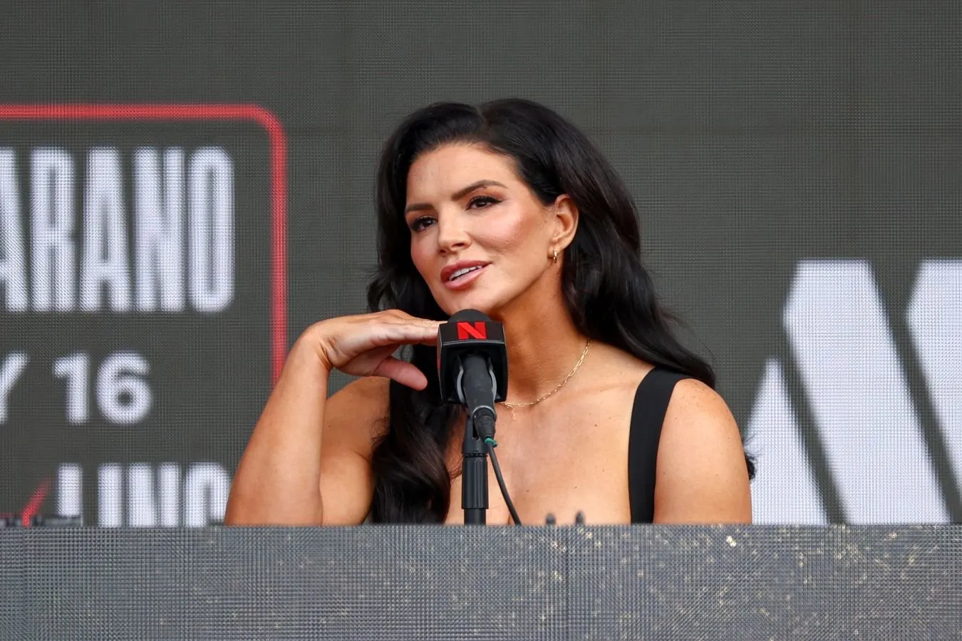 Murabbiy jon Vud gina Karanoning mmaga qaytishini istisno qilmadi