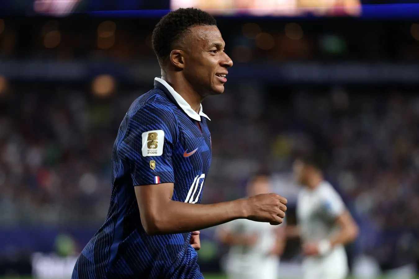Frantsiya o'yinidan so'ng tarmoqda o'yinchoqlar seriyasining birinchi tasviri paydo bo'ldi - "diktator Mbappe"