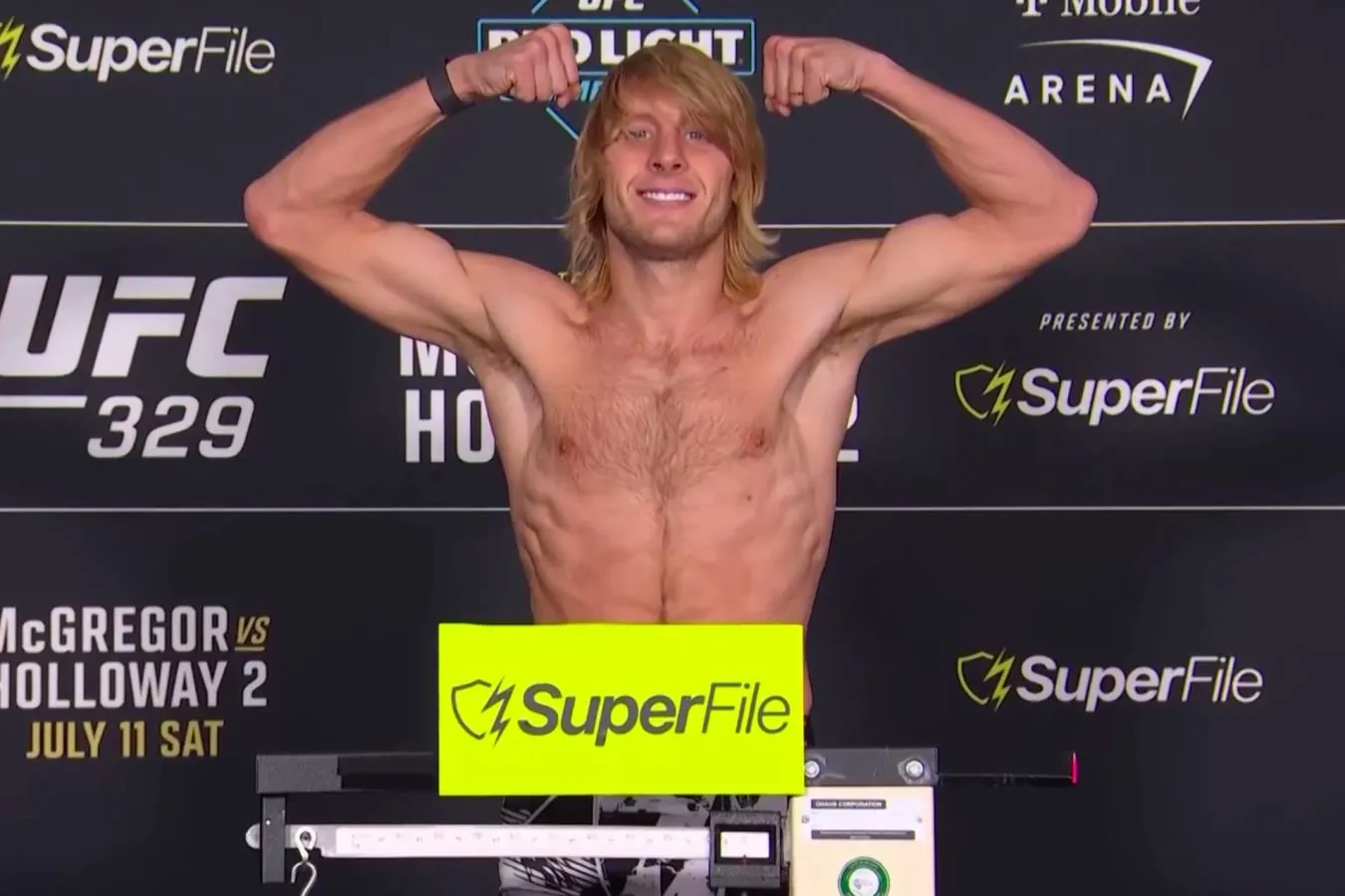 Sent-Denis va Pimblett UFC 329 ko-Mein jangidan oldin bir xil vaznni namoyish etishdi