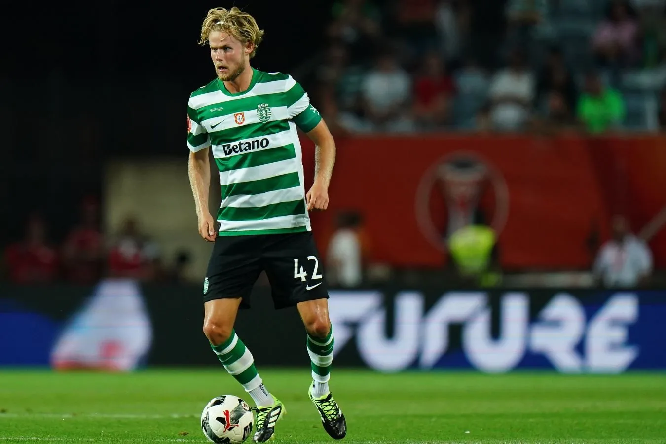 Morten Julmann"Sporting" bilan xayrlashdi
