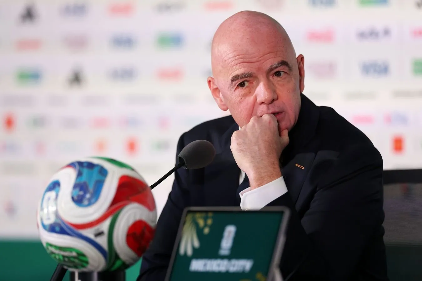 FIFA prezidenti Infantino Janubiy Afrika terma jamoasi futbolchisining vafoti munosabati bilan hamdardlik bildirdi