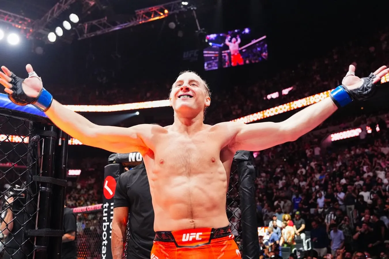 Pimblett: Oliveyra-MMA afsonasi. Ammo men uni og'riq bilan engishim mumkin