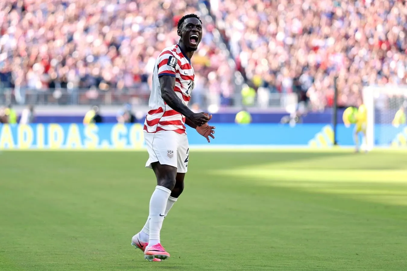 "Mutlaqo noyob narsa." Balogun-2026 yilgi jahon chempionatida qizil kartani bekor qilish to'g'risida