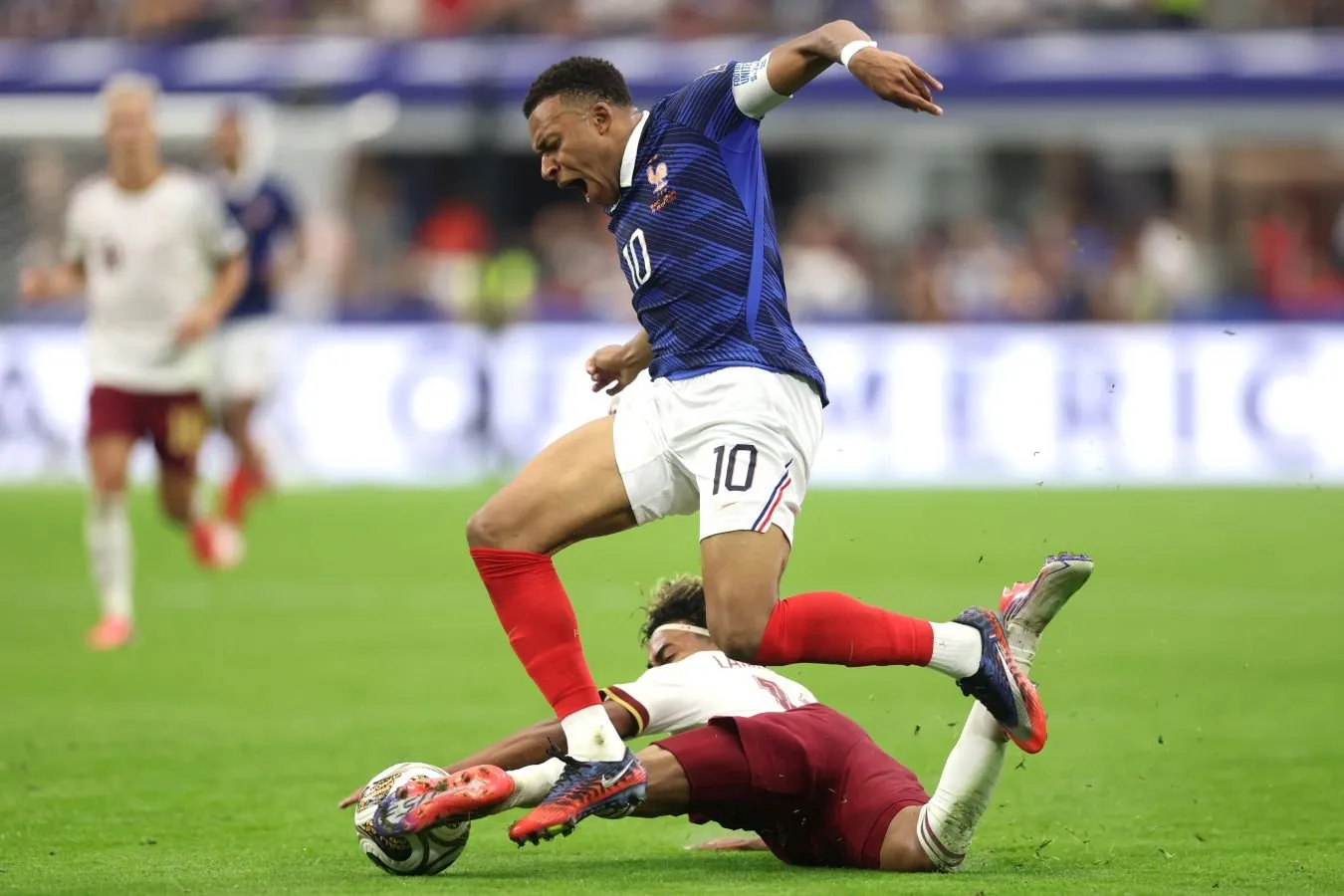 Futbol bo'yicha jahon chempionatining 1/2 final o'yinlari natijalari 2026 14 iyulga
