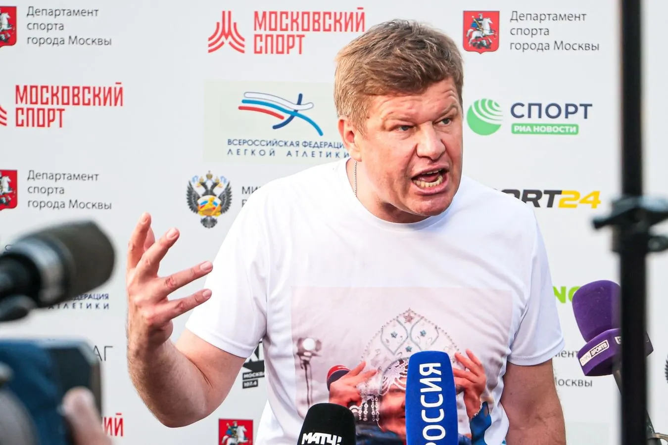 "Qirol yalang'och". Guberniev Ispaniya 2026 yilgi jahon chempionati finalida Argentinani "yechintirishini" aytdi