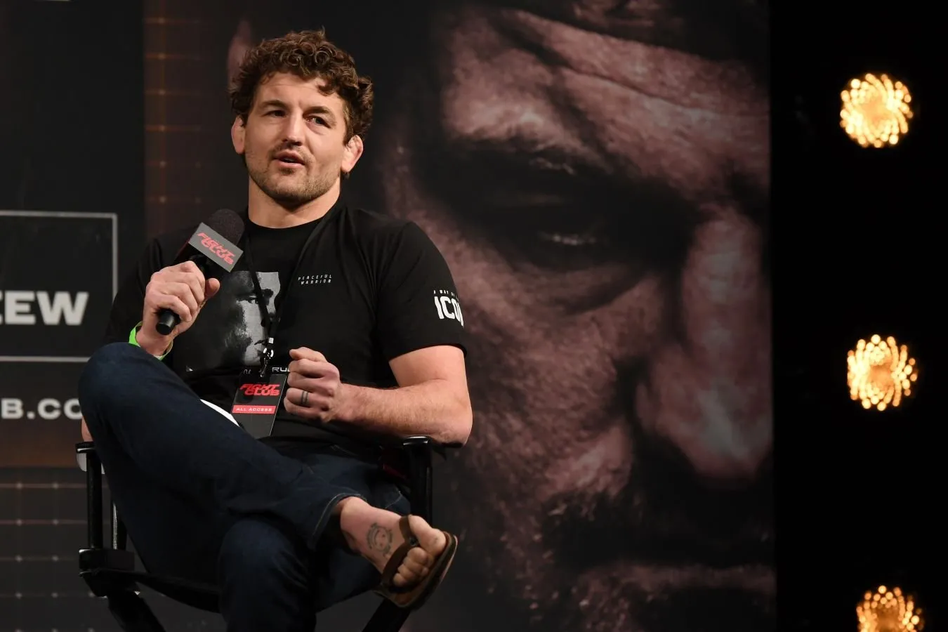 Askren Muhammad bilan jang qilish uchun sportga qaytishini izohladi