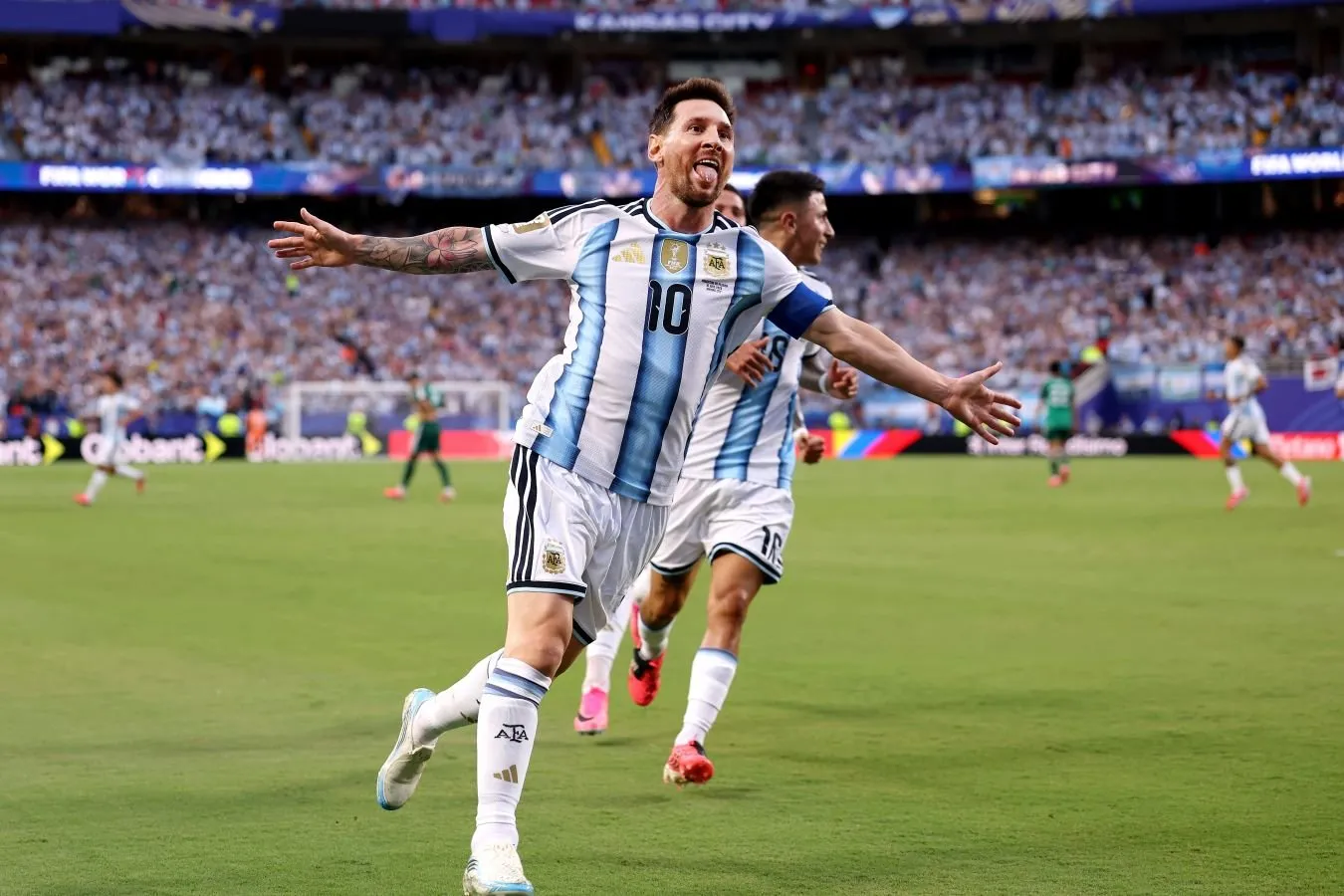 Mats Xummels Lionel Messi uchun yangi klub taklif qildi