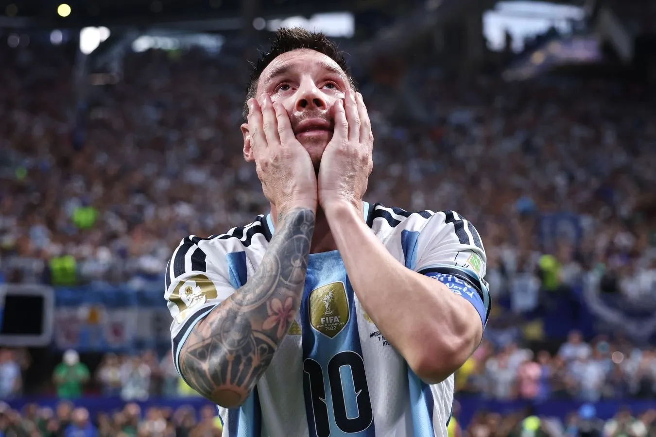 "Barselona" 2026 yilgi jahon chempionati finali oldidan Yamal Messining cho'milishini esladi