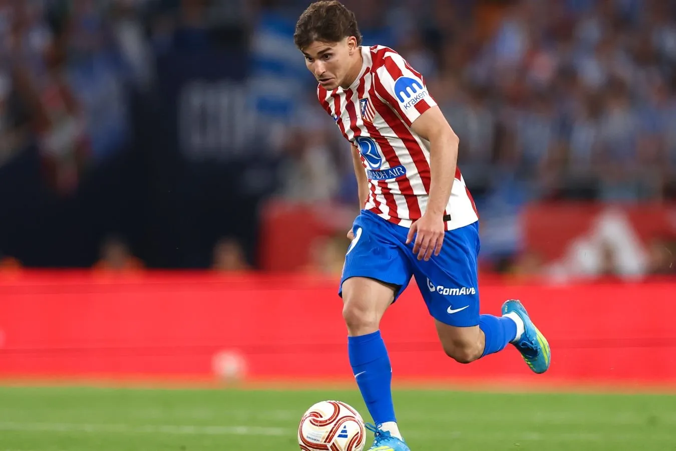 "Atletiko "da ular" Barselona " ga Qiziqadigan Julian Alvaresga qarshi pozitsiyani ochiqchasiga e'lon qilishdi.
