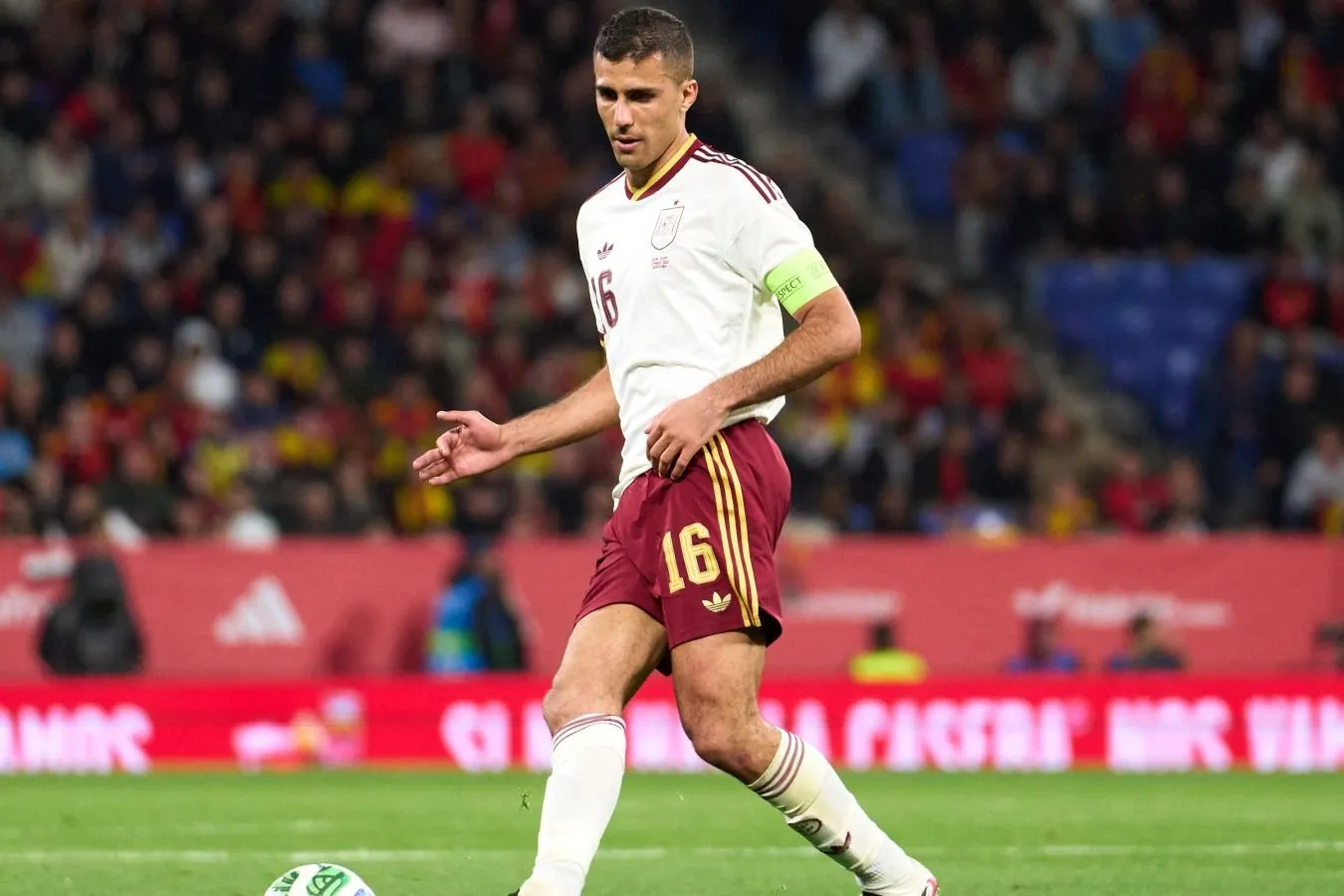2026 yilgi jahon chempionatida muvaffaqiyatli g'alaba qozongan jang san'atlari bo'yicha eng yaxshi 3 yarim himoyachi mashhur bo'ldi