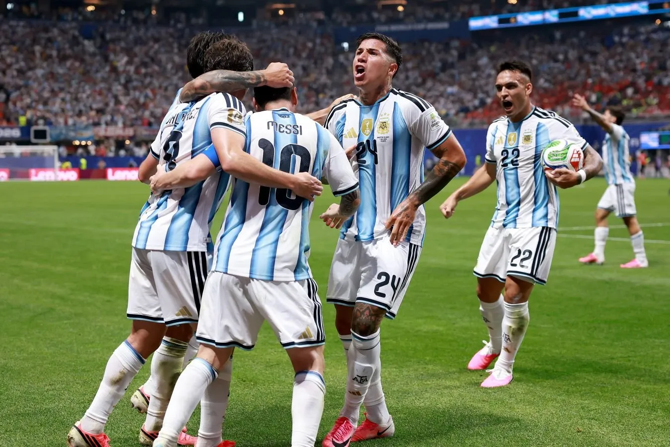 Xaver Maskerano: Skaloni tufayli biz argentinalik ekanligimizdan faxrlanamiz