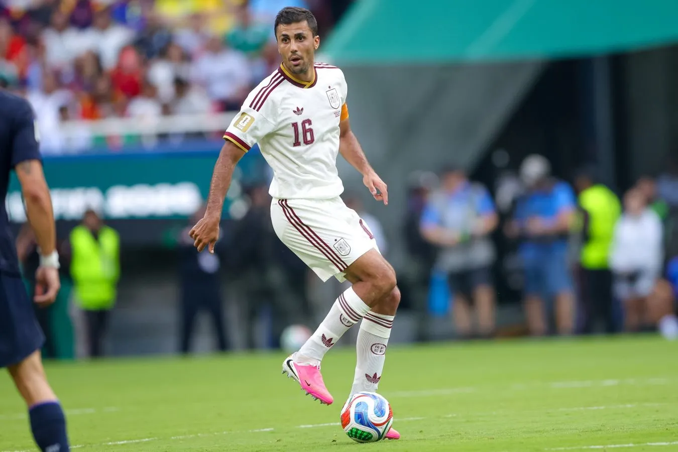 "Ushbu jahon chempionatida u haqiqatan ham futbolda g'alaba qozondi." Diveev - 2026 yilgi jahon chempionatida Ispaniyaning g'alabasi haqida