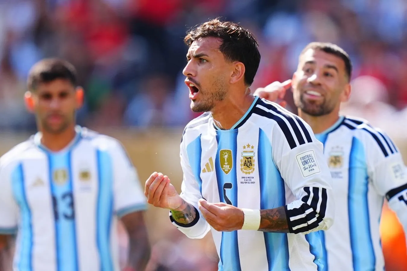 Paredes 2026 yilgi jahon chempionatida qovurg'a sinishi bilan o'ynadi. Argentina jarohatni yashirdi-Bolavip