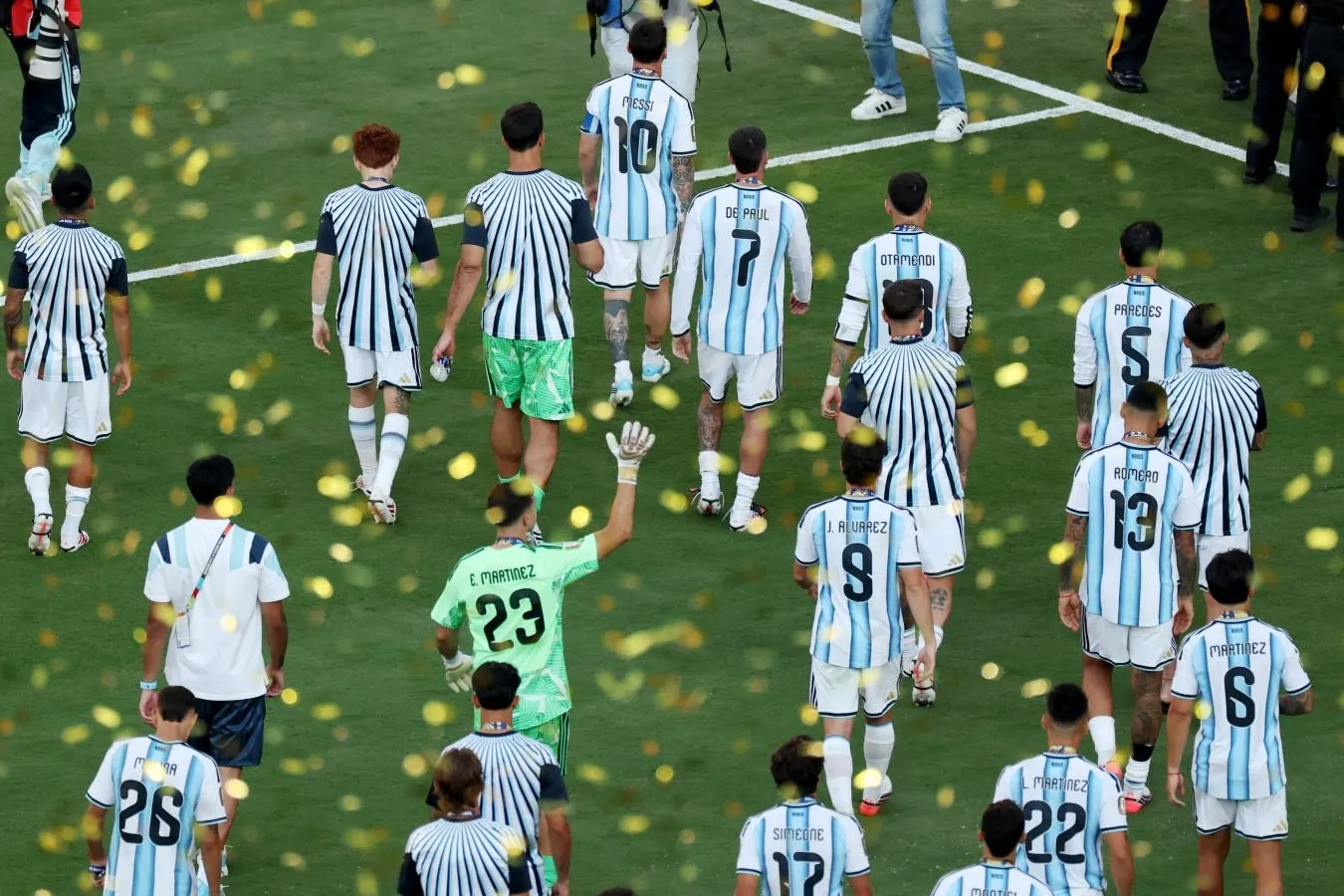 Skaloni: Messi finaldan keyin Argentina futbolchilari bilan suhbatlashdi. Menda aytadigan ko'p narsa yo'q edi