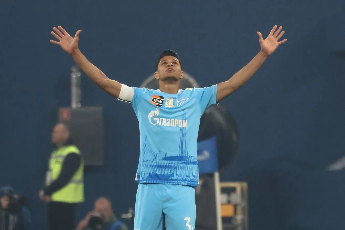 Duglas Santos va Luis Enrike 2026 yilgi jahon chempionatidan keyin Zenitga qaytishdi
