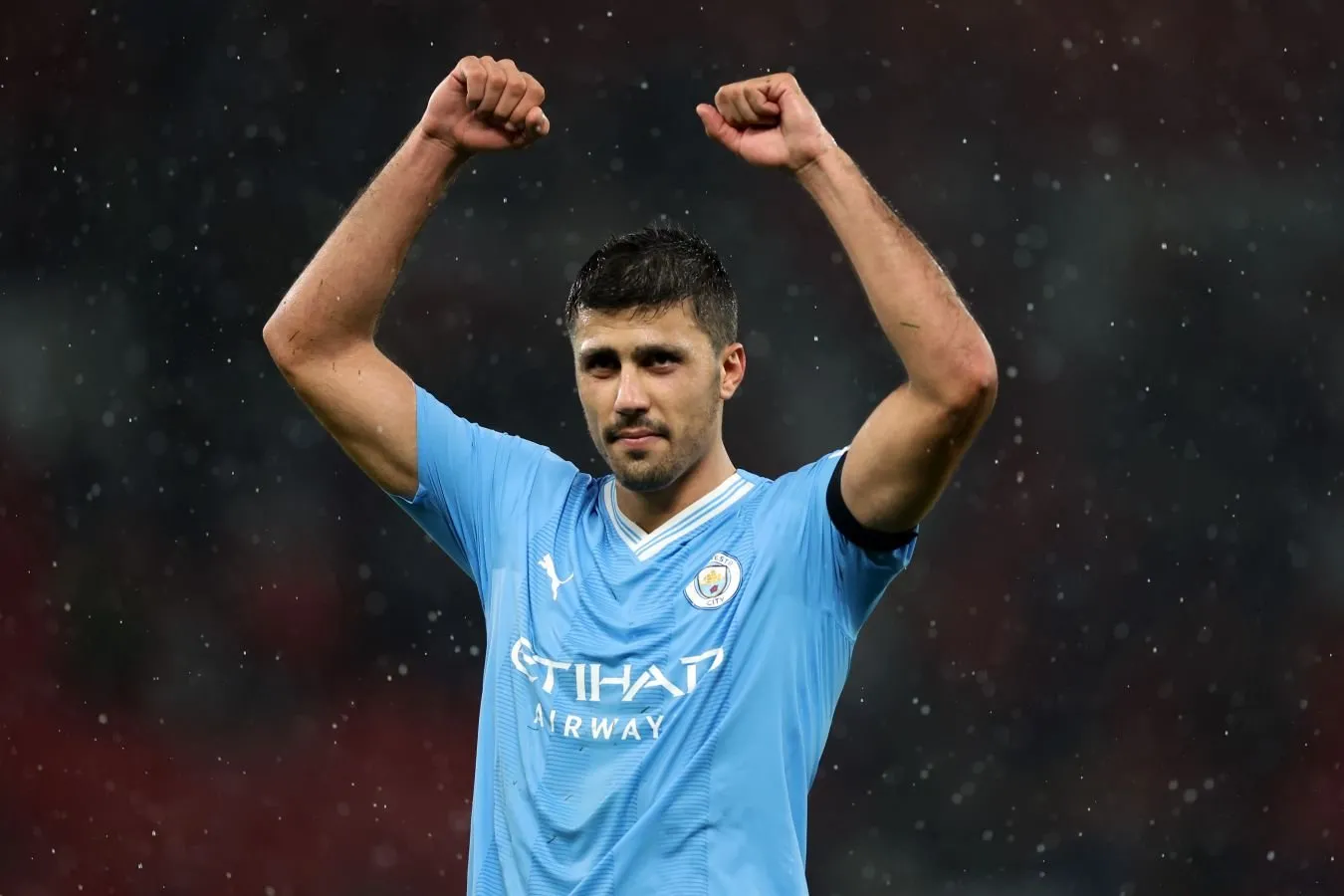 "Manchester Siti" murabbiyi Mareska "Real" ning qiziqishi haqidagi mish-mishlar orasida Rodri haqida gapirdi