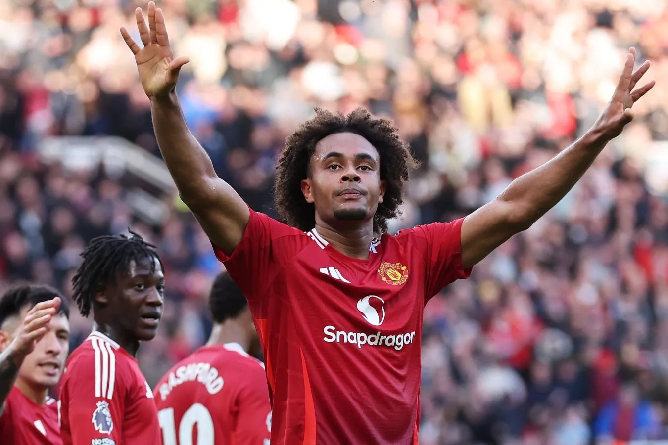 Zirksi "Manchester Yunayted"ni tark etishdan bir qadam narida