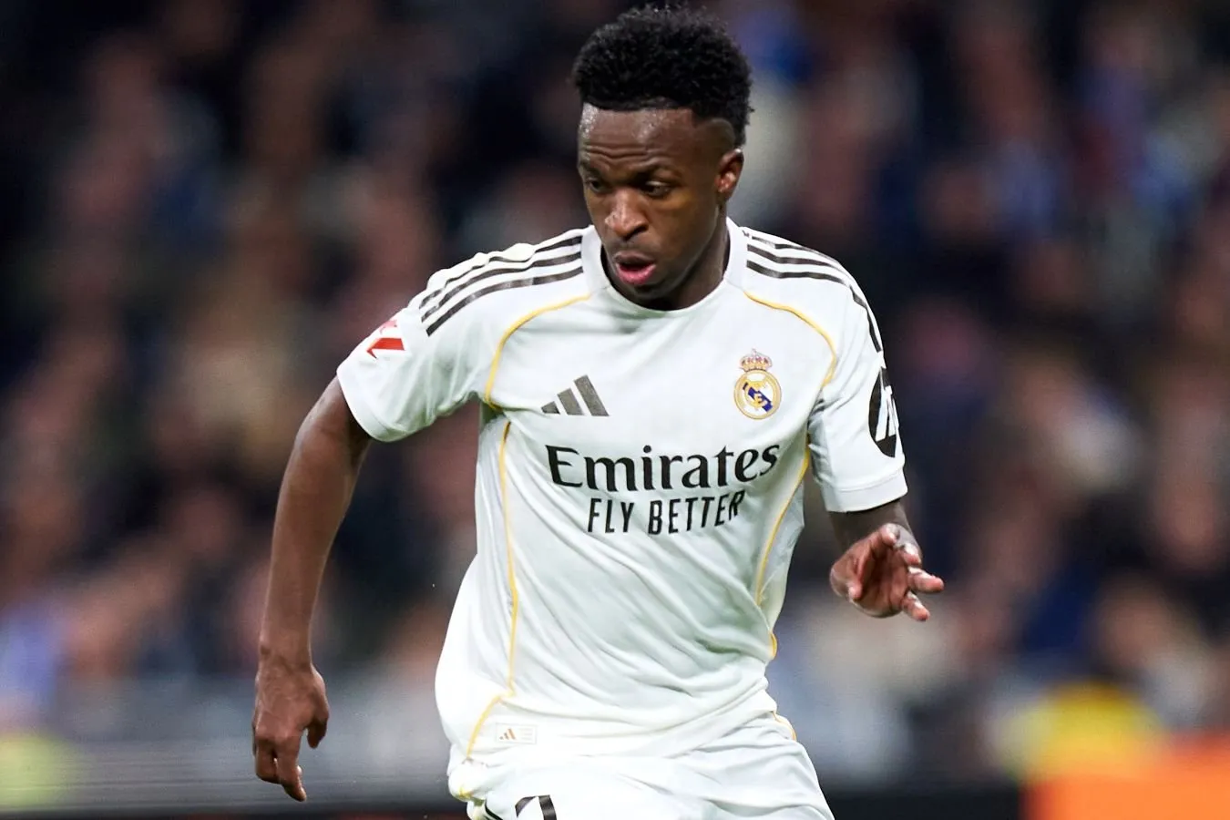 Vinisius "Real" da qoladi, "krem" vingerni "Arsenal" ga sotmaydi — Sky Sports