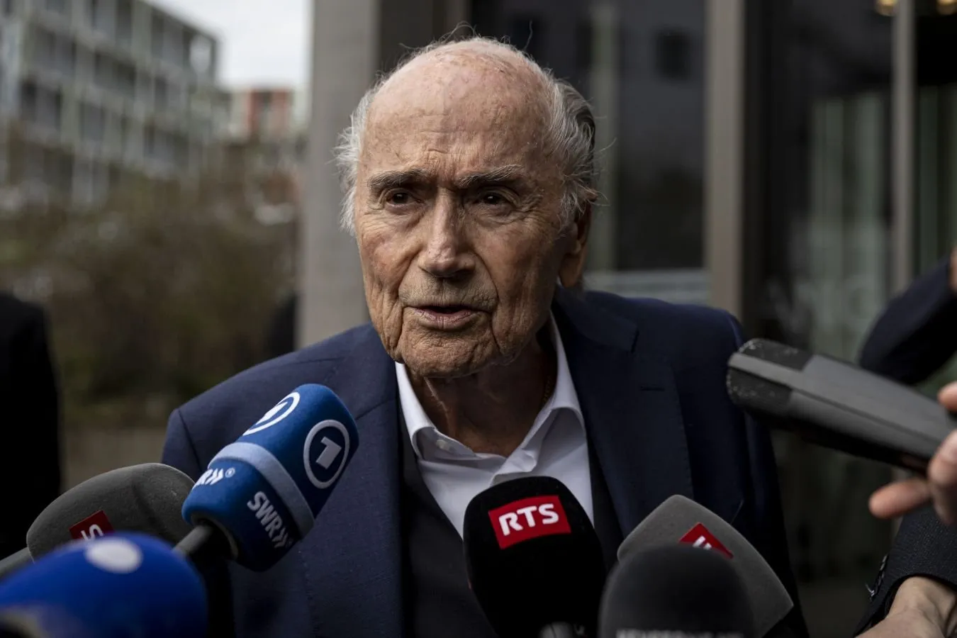 "Futbol xalqqa tegishli". FIFAning sobiq rahbari Blatter federatsiya rejalarini qoraladi