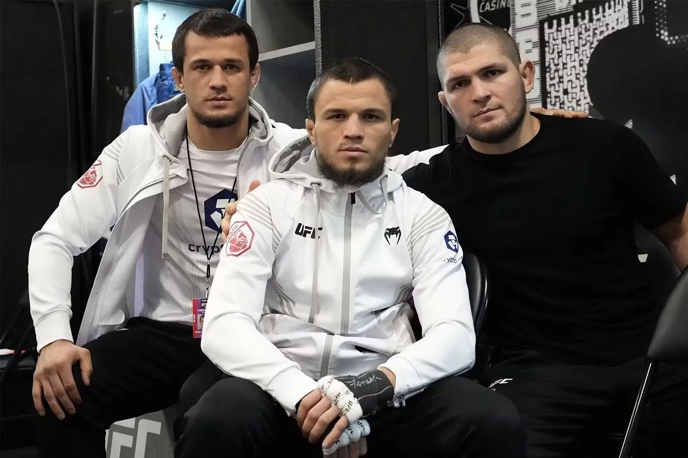 Usmon Nurmagomedov o'z oilasini jang san'atlari tarixidagi eng yaxshi deb atadi