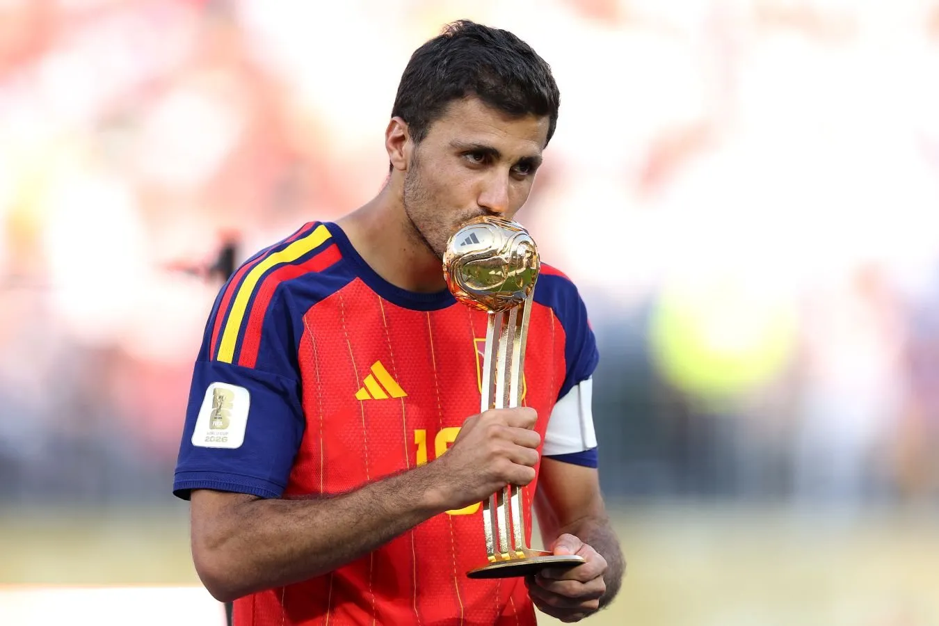 "Real ""Manchester Siti" ning Rodri bo'yicha birinchi rasmiy taklifini tayyorlamoqda-Sky Sports