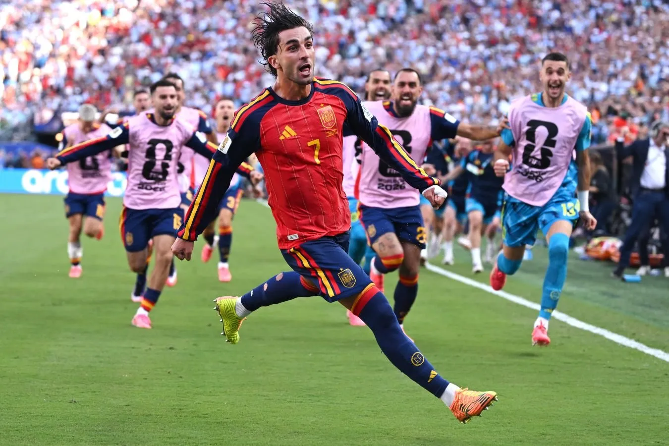 "Tottenxem" "Arsenal" bilan "Barselona" dan Ferrand Torres uchun kurashishi mumkin — Sport.es
