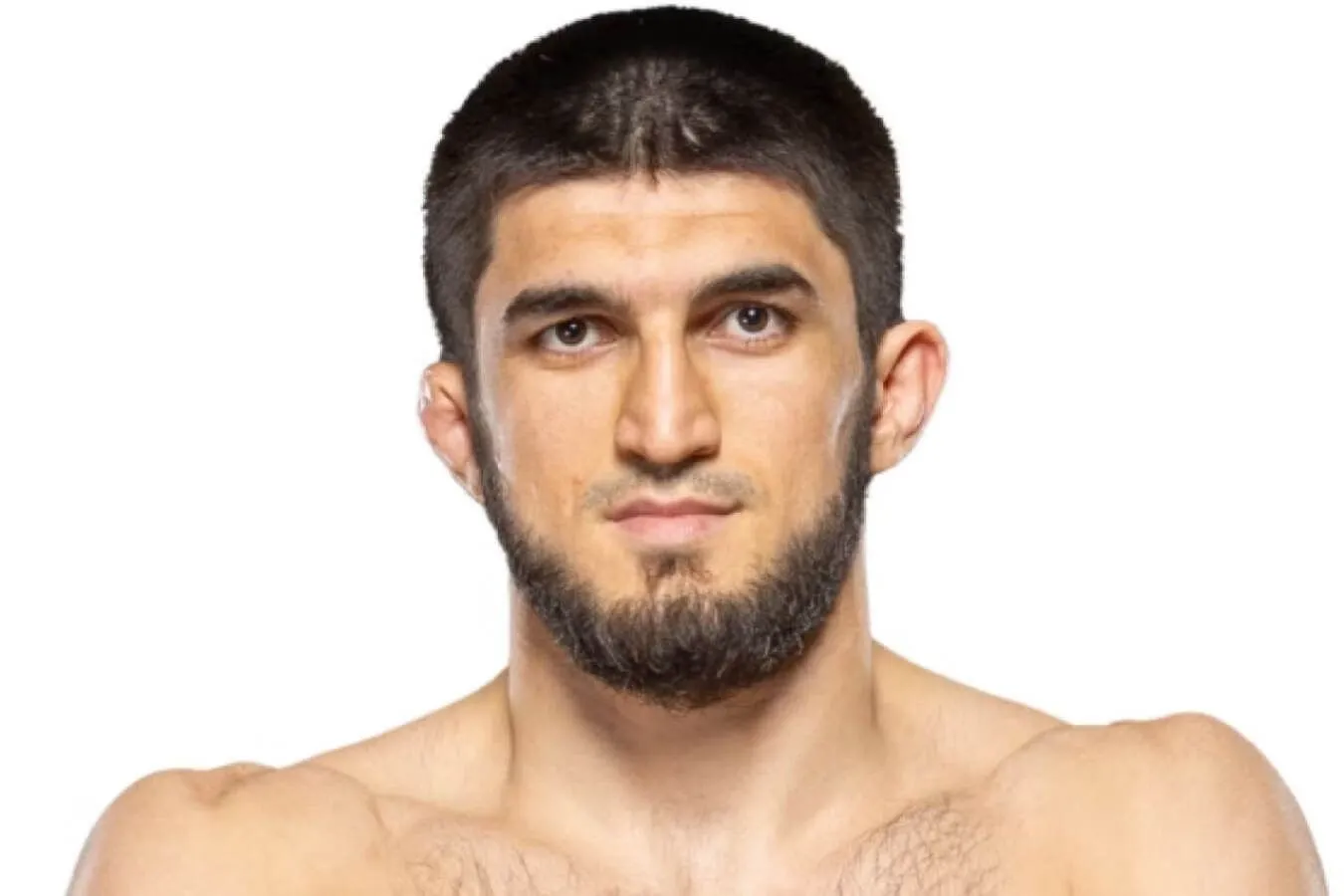 Amru Magomedov PFL turnirida ikkinchi raundda Anxel Alvaresni nokaut qildi