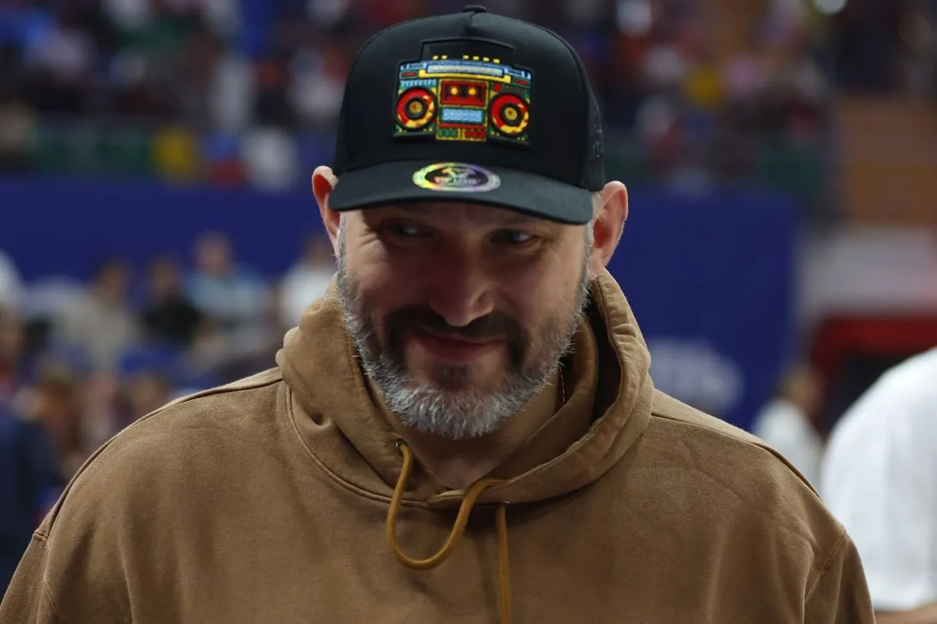 Aleksandr Ovechkin 2026 yilgi jahon chempionatining eng yaxshi o'yinchisi deb nomladi, uning tanlovi FIFA qaroriga to'g'ri kelmadi