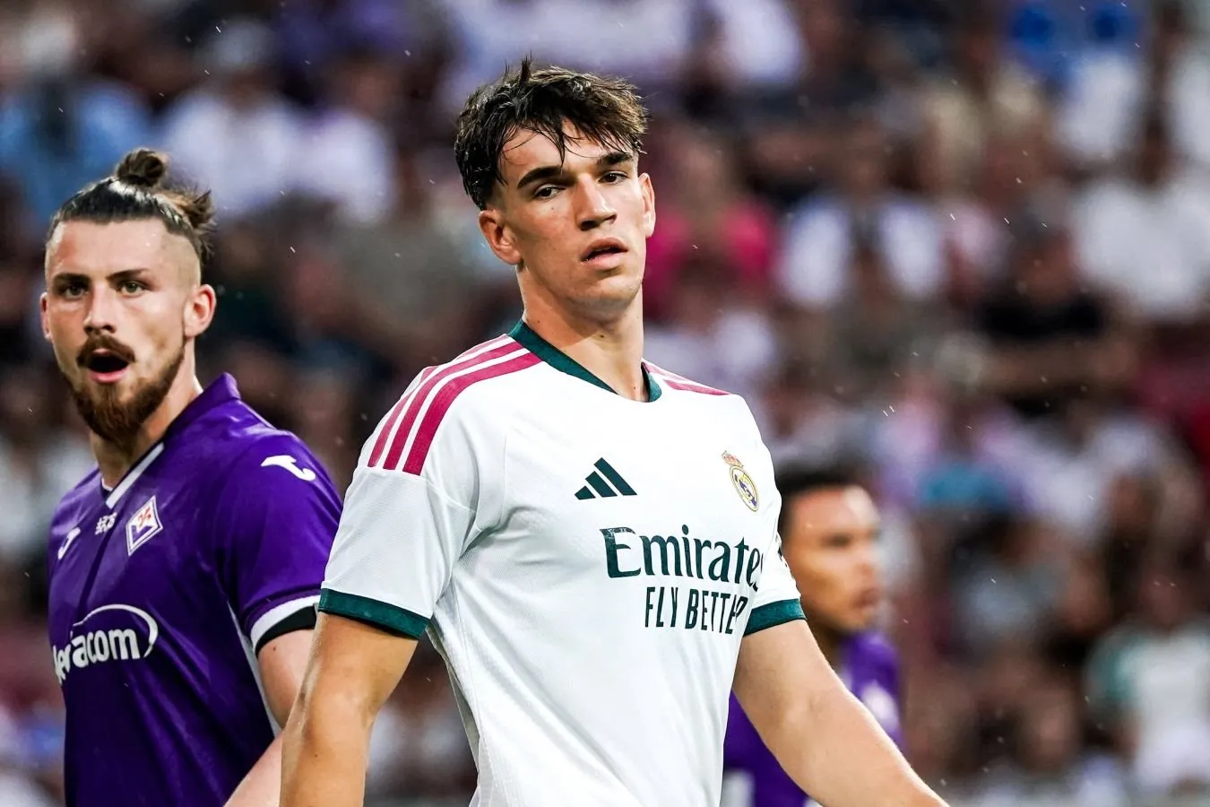 "Real" ning yangi futbolchisi Karlos Espi o'zining transferi va madridliklar uchun debyuti haqida gapirdi