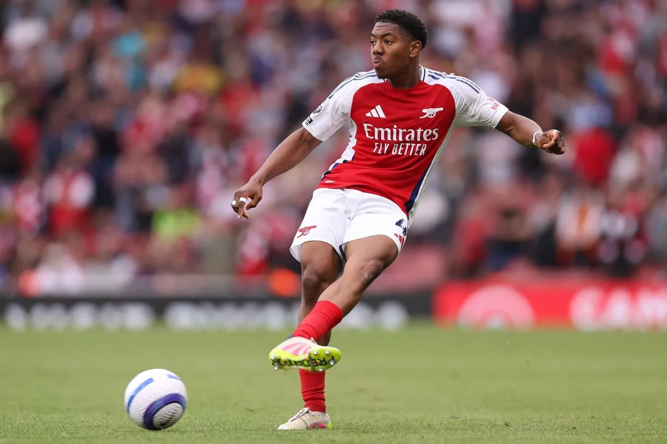 "Man Yunayted "Lyuis‑Skellini" Arsenal " dan sotib olish imkoniyatini o'rganmoqda — The Independent