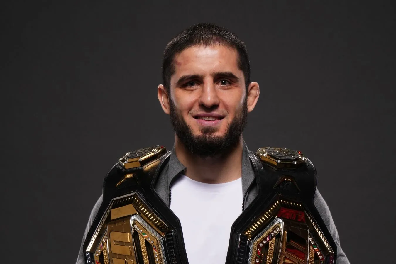 Islom Maxachev boks qoidalari bo'yicha jang o'tkazish taklifiga javob berdi