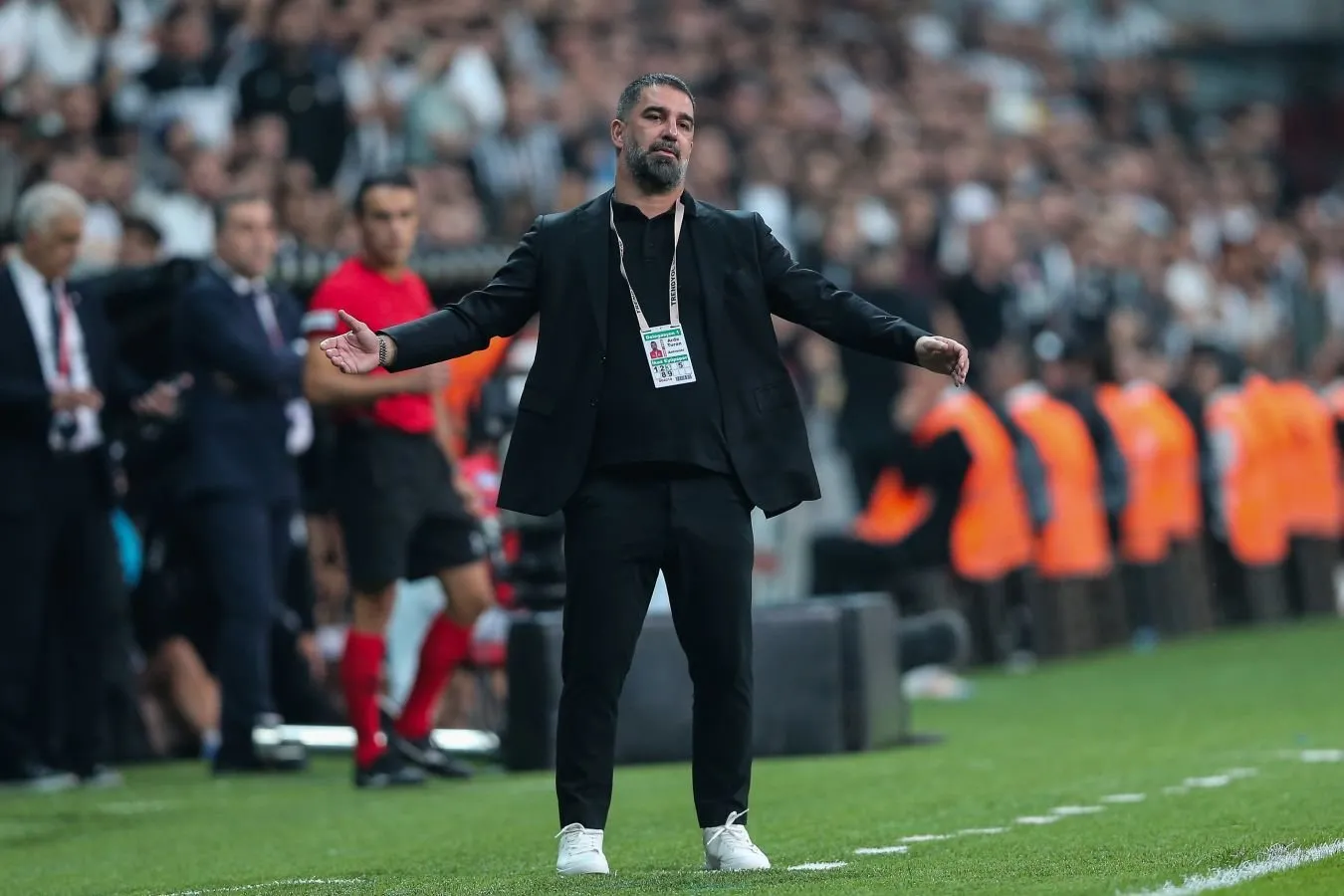 Arda Turan" Shaktyor " ning Chempionlar Ligasidagi uy o'yinlari o'tkaziladigan joy haqida gapirdi
