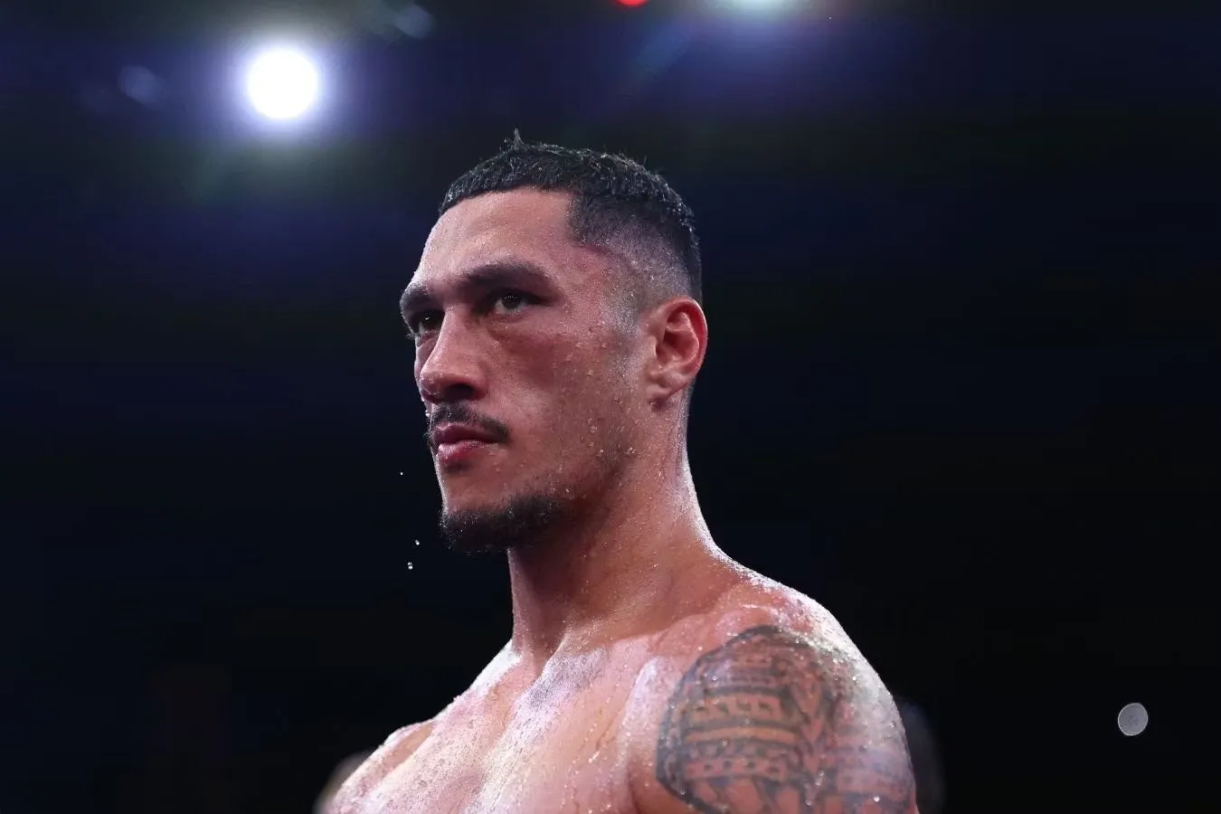 Ikki karra Jahon chempioni Opetaya sentyabr oyida Zuffa Boxing musobaqasida ishtirok etadi