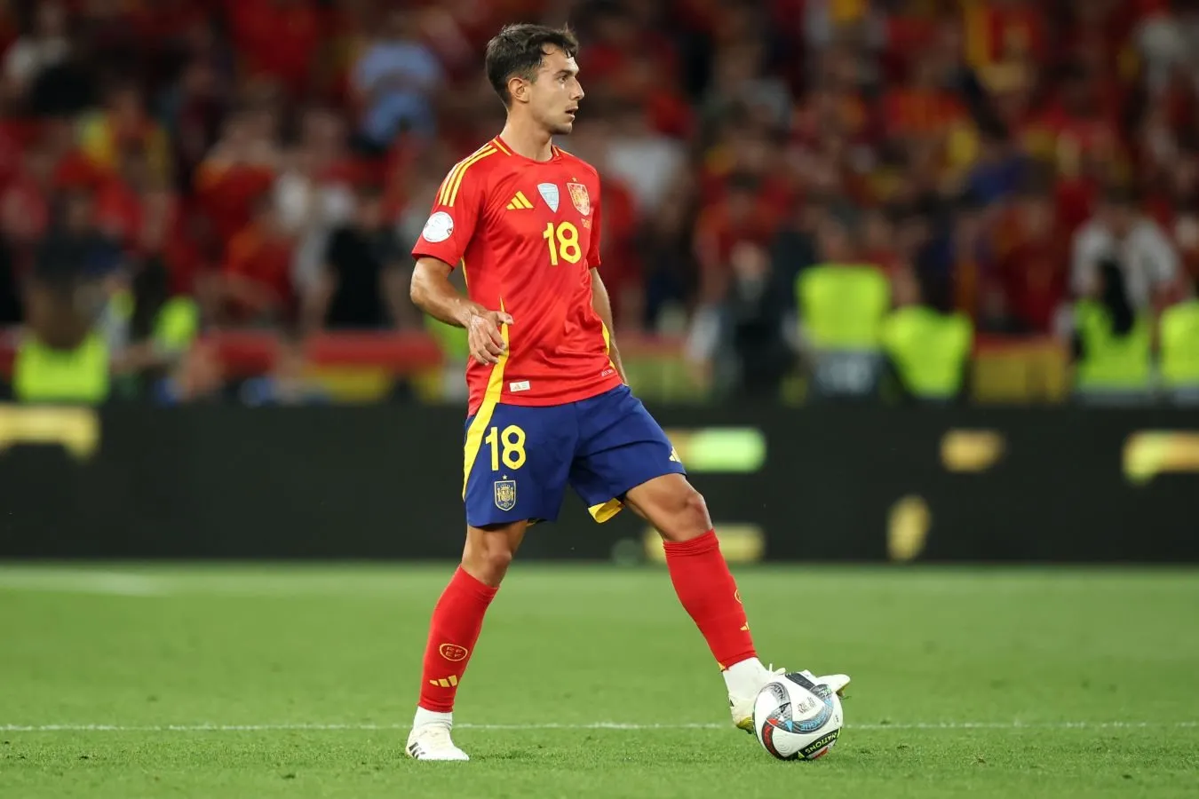 "Real ""Arsenal" yarim himoyachisini Rodriga muqobil deb biladi-El Nacional
