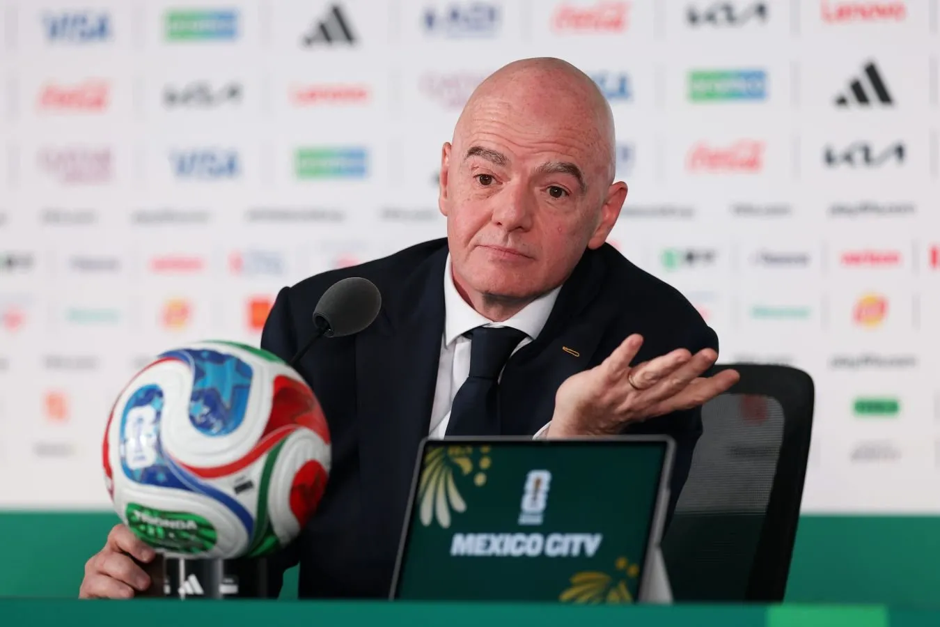 FIFA Infantinoning iste'foga chiqishi mumkinligi haqidagi mish-mishlar orasida bayonot berdi