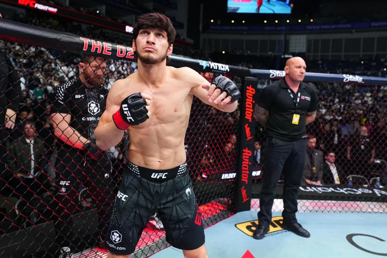 Manba: volkanovskiy va Yevloyevning jangi oktyabr oyida UFC 333 musobaqasini boshqaradi