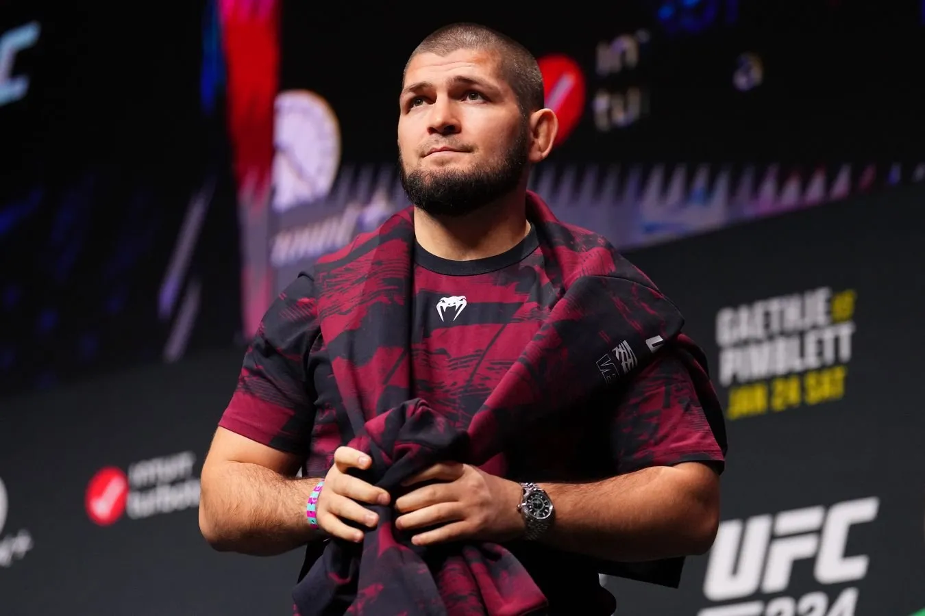Xabib Nurmagomedov o'z qahramonlari deb hisoblagan ikki sportchini nomladi