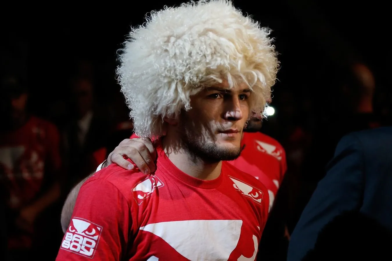 Xabib Nurmagomedov telefonda kamroq vaqt o'tkazishni maslahat berdi