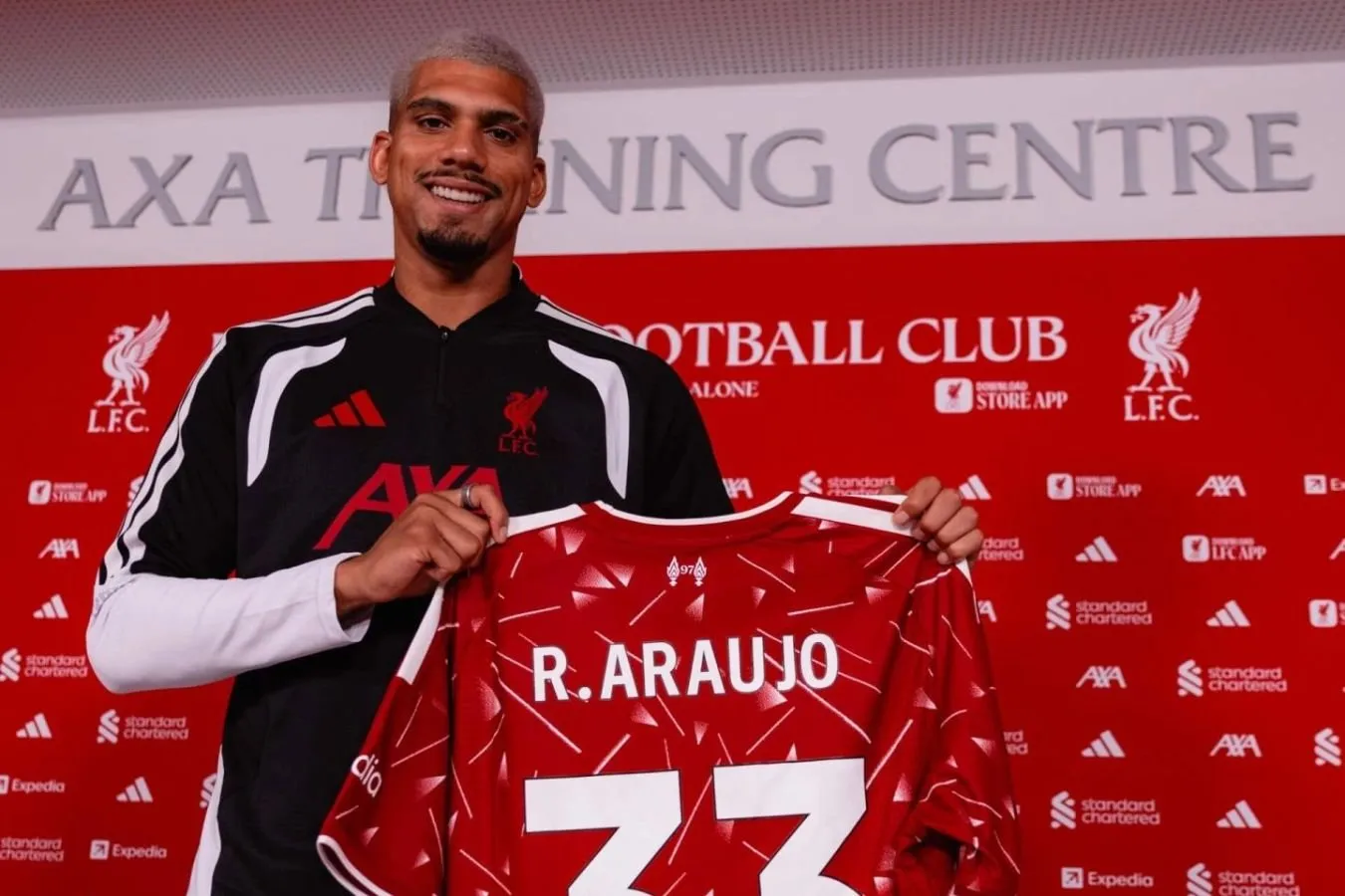 Ronald Araujo "Barselona" dan "Liverpul"ga o'tishi haqida fikr bildirdi