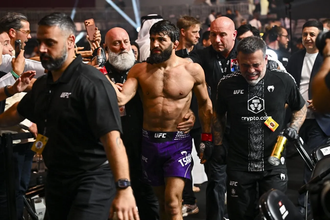 Armand Tsarukyan va Dillon Denis oktyabr oyida raf 14-da titul jangida uchrashadilar