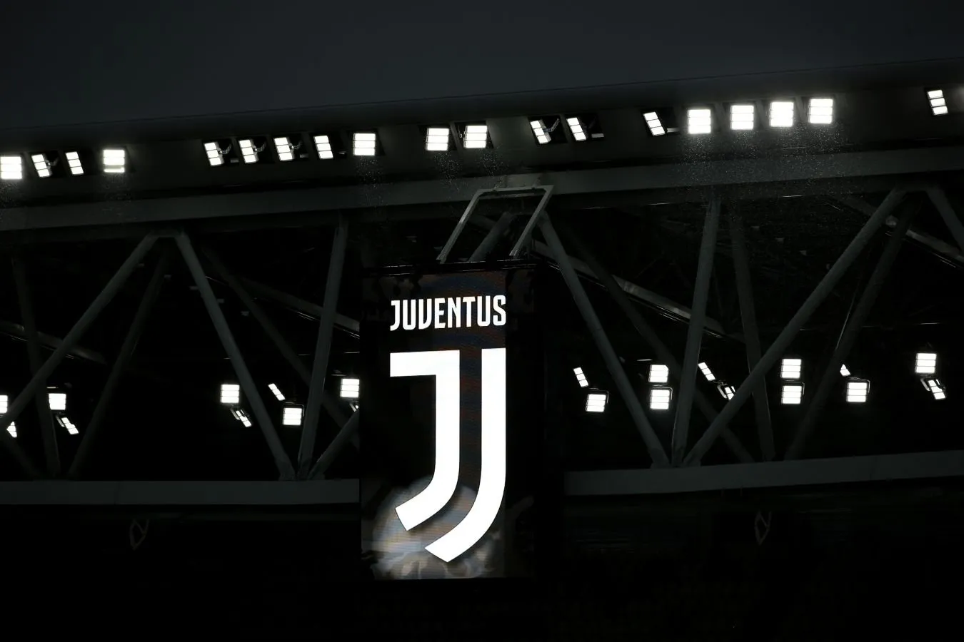 "Yuventus" Lunin yoki Trubinni darvozabon sifatida sotib olishi mumkin-La Gazzetta dello Sport