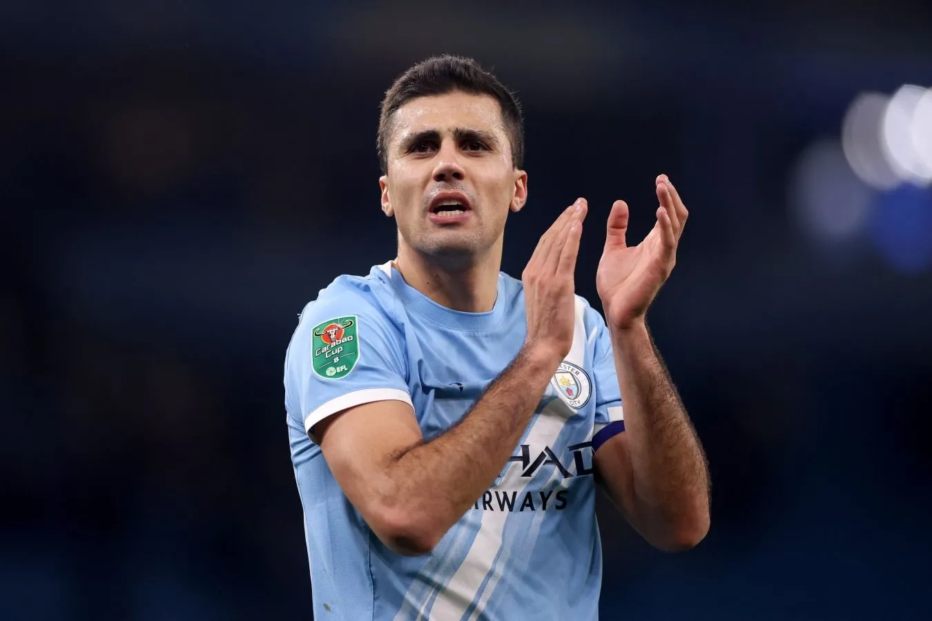 "Barselona" "Manchester Siti" ga Rodri — Romano transferi bo'yicha yangi taklif kiritdi
