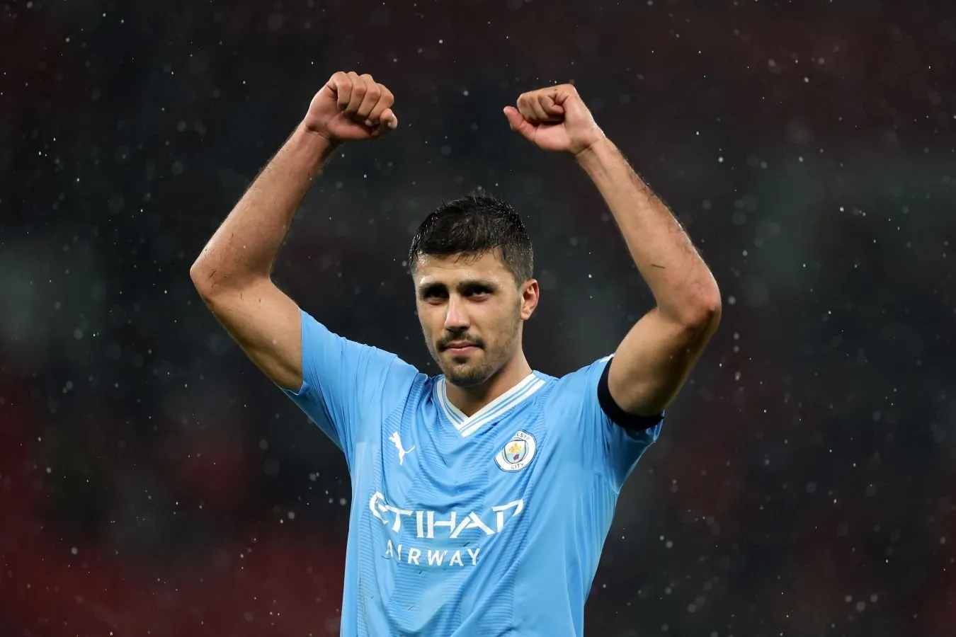 "Manchester Siti" "Barselona" ning Rodri transferi bo'yicha ikkinchi taklifini rad etdi-The Times