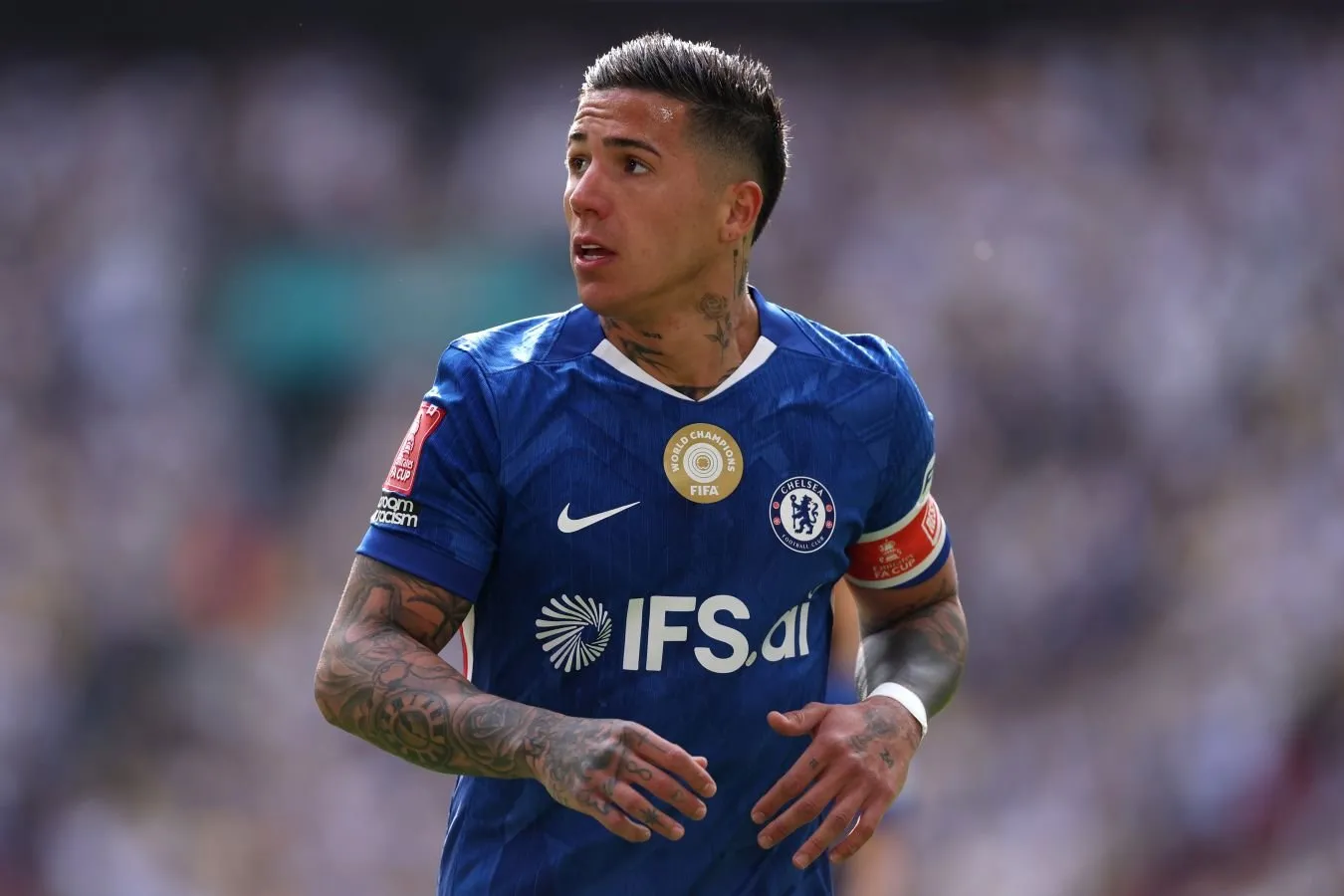 "Chelsi" Enzo Fernandes-Romanoga imzo chekmoqchi bo'lganlar uchun ultimatum qo'ydi