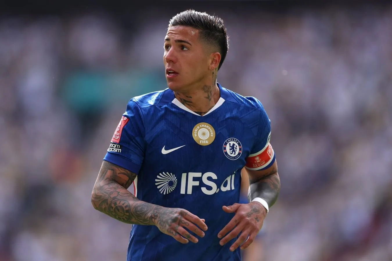 Manchester Siti Enzo Fernandez-Skir uchun Chelsiga 120 million taklif qildi