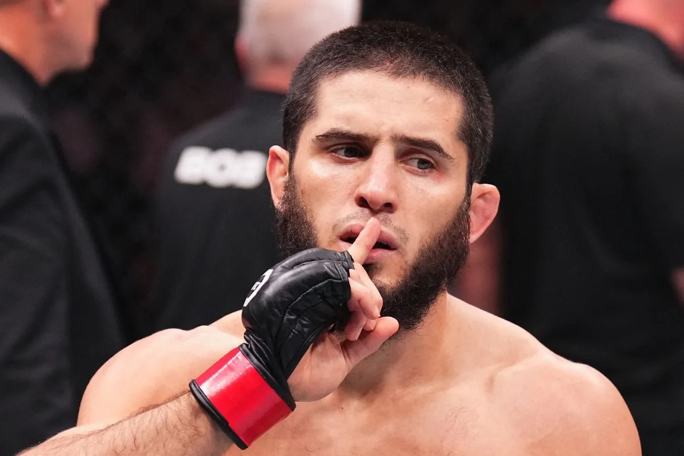 "Men rad etmayman." Islom Maxachev UFC o'rta vazn toifasidagi kamarni qo'lga kiritishni istisno qilmadi