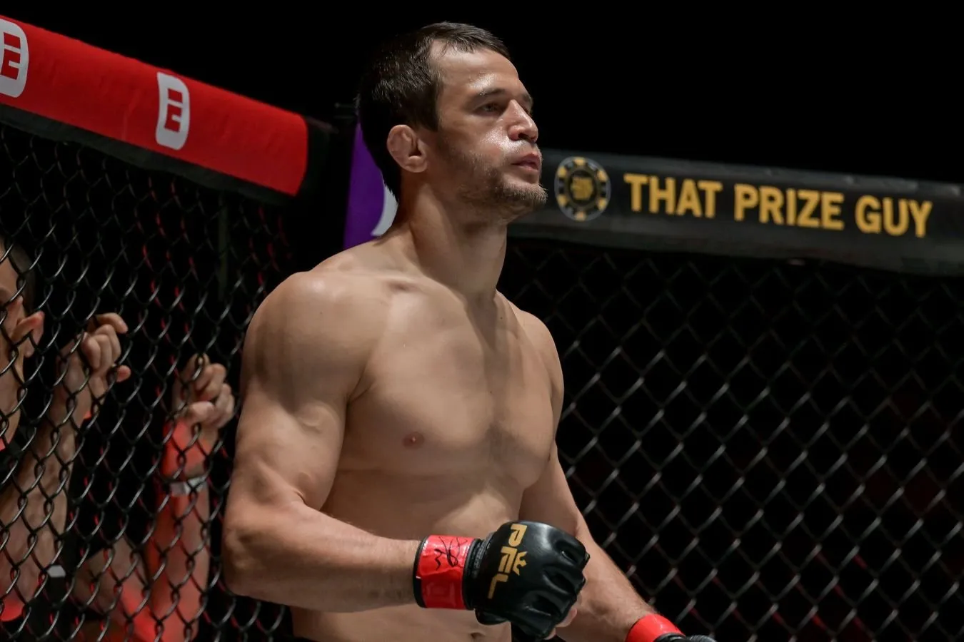 Dana Uayt Usmon Nurmagomedovning ufcga o'tishi mumkinligi haqidagi savolga javob berdi