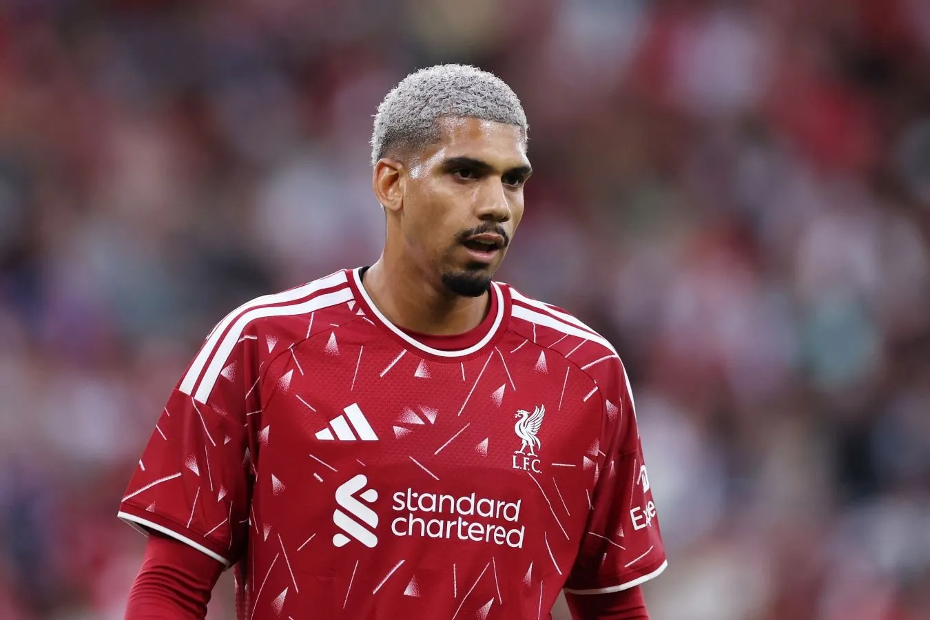 "Liverpul" darvozaboni Alison "Komo" bilan o'tgan do'stlik o'yinida Jak va Arauxoning o'yinini baholadi.