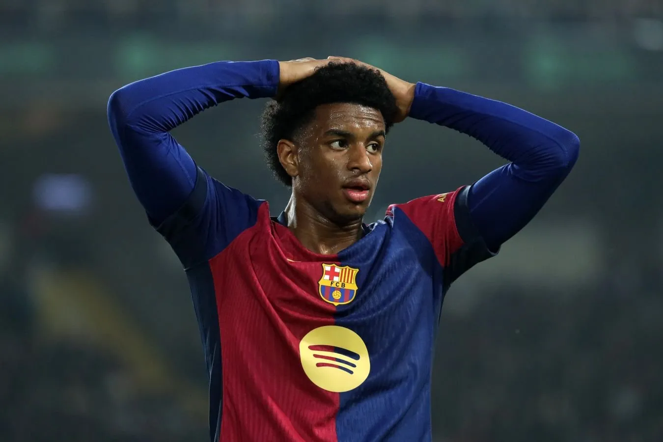"MU "Balde atrofidagilar bilan uning" Barselona " dan ketishi mumkinligini muhokama qildi Romano