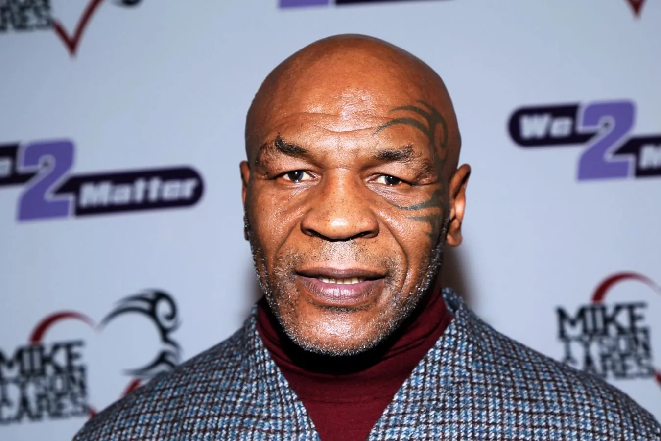 Mayk Tayson Konor Benn va Rayan Garsiyaning jangini bashorat qildi